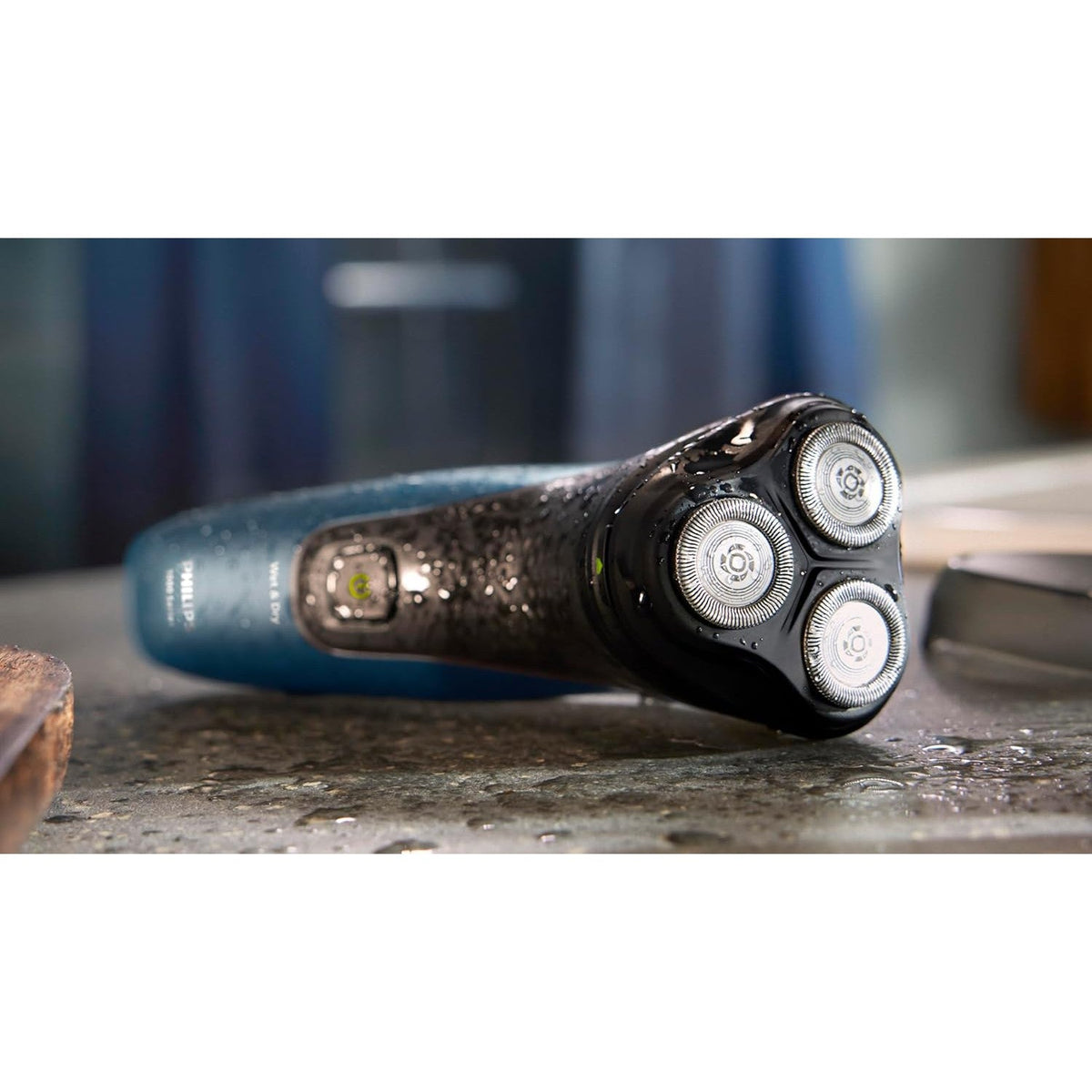 Philips Series 1000 Wet or Dry Electric Shaver S1151/00 - Healthxpress.ie