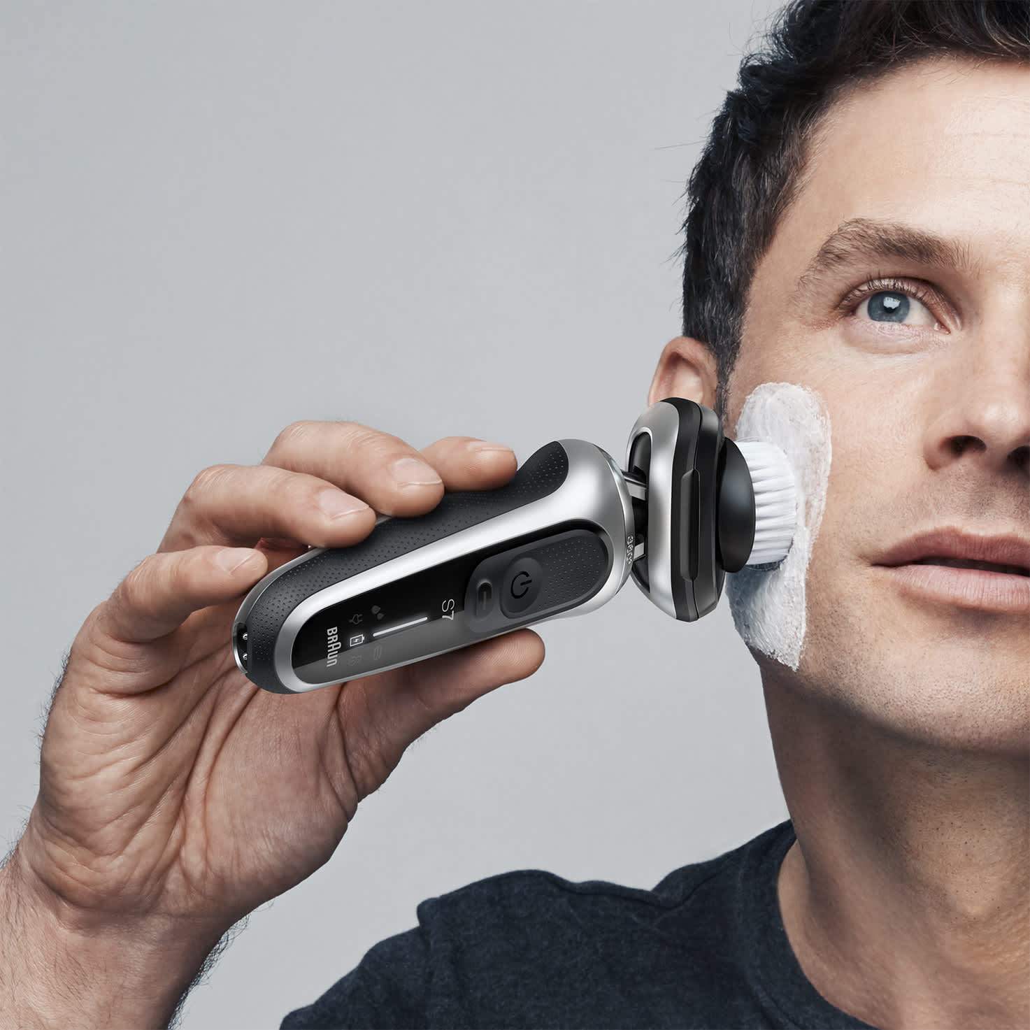 Braun EasyClick BR-R Cleansing Brush for Braun Series 5, 6 and 7 Electric Shavers 2020 Models Only - Healthxpress.ie