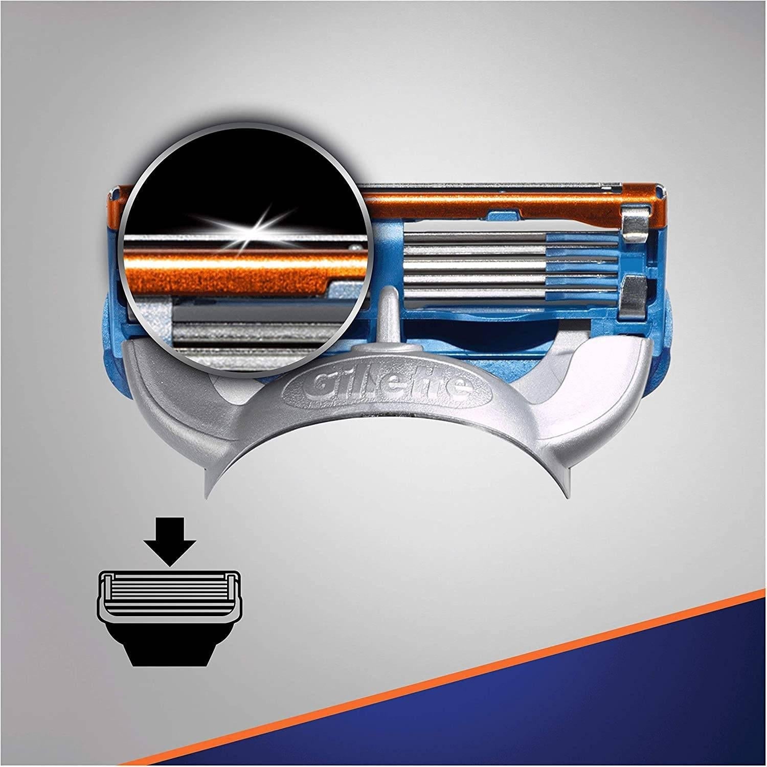 Gillette Fusion5 Razor + 8 Blades