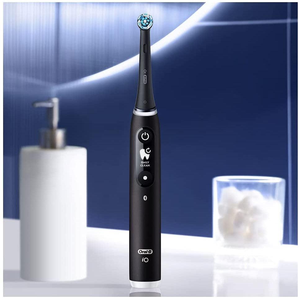 Oral-B iO6 Electric Toothbrush with Revolutionary Magnetic Technology and Micro Vibrations - Black Lava - Healthxpress.ie